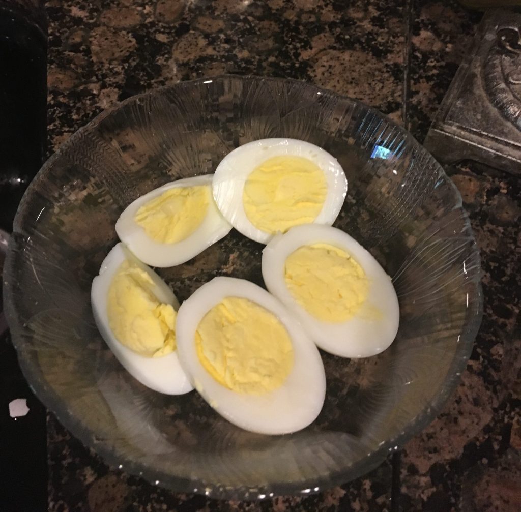 THE PERFECT HARD BOILED EGGS