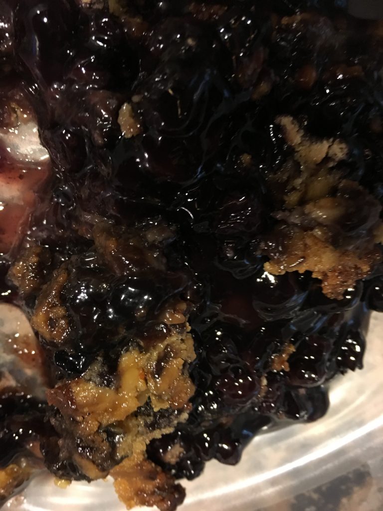 CROCKPOT BLUEBERRY COBBLER