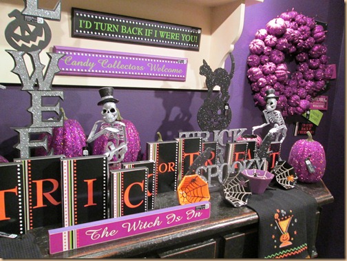 Perfectly Purple Halloween Décor!