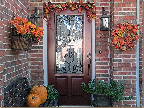 The Cozy Colors Of Fall: Dress Up Your Space With The Spirit of Thanksgiving!