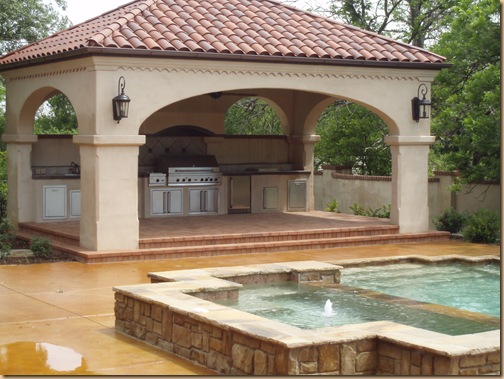 Outdoor Kitchen