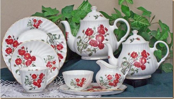 Romantic rose Tea Set and Dishes