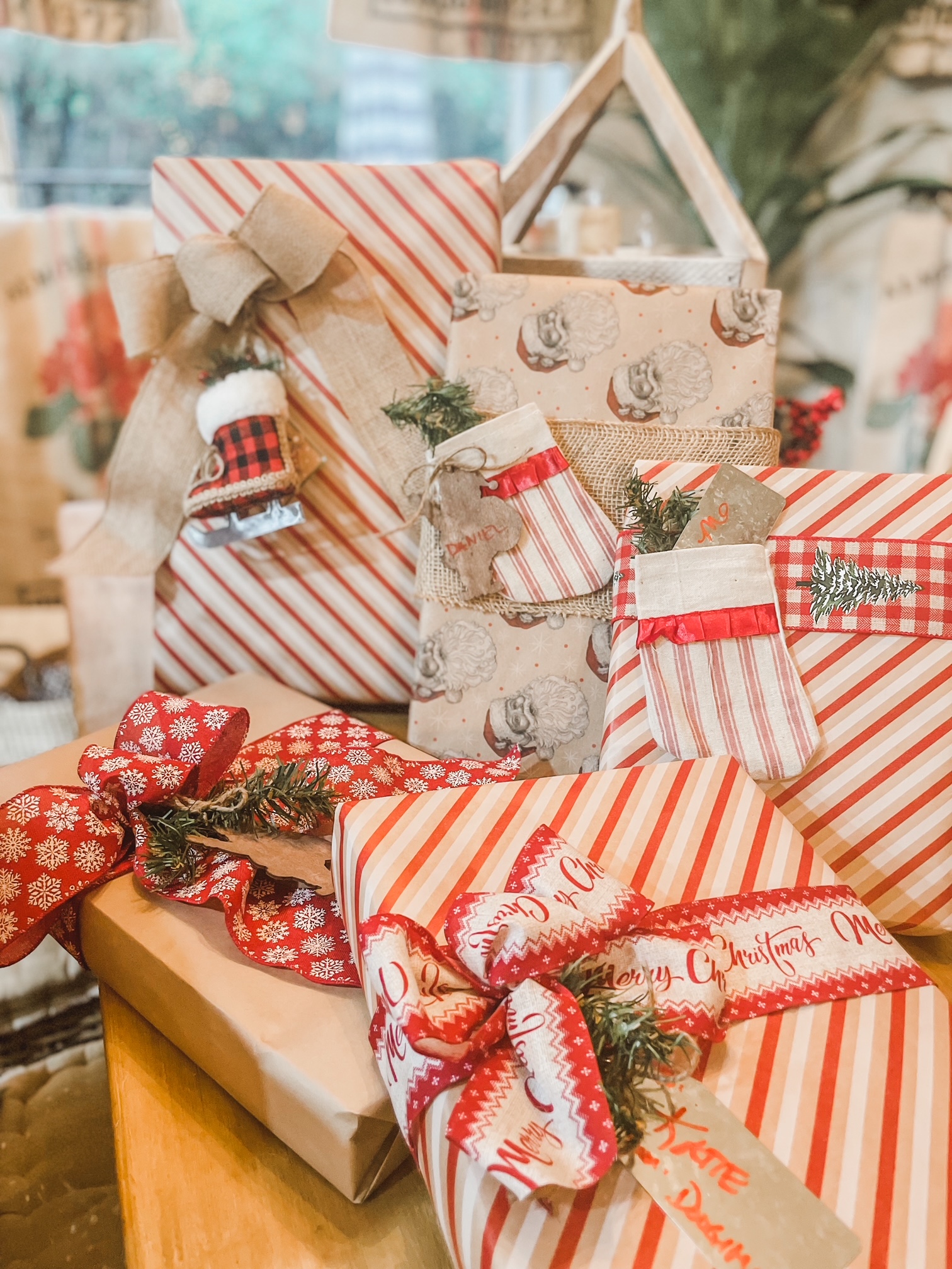 Gift Wrapping Ideas for Christmas