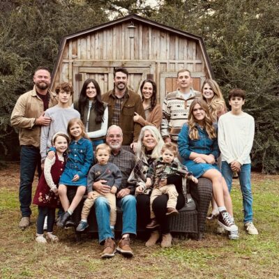 How To Pray Over Your Growing Family Through The Years